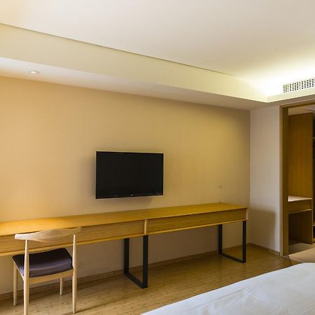 Ji Hotel Shanghai Guangda Liuzhou Road Exterior foto